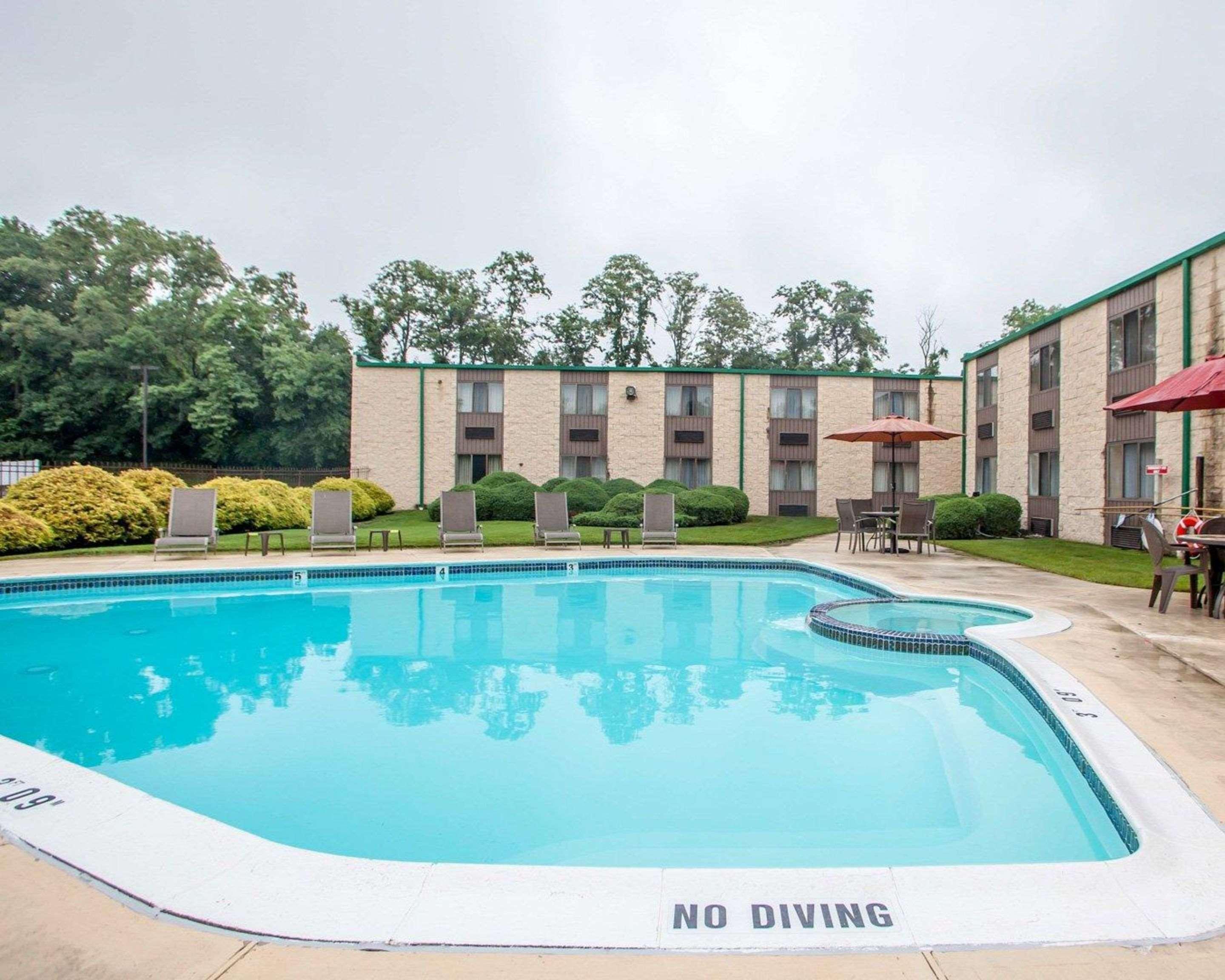 Surestay Plus Hotel By Best Western Mcguire Afb Jackson Cookstown Exterior foto