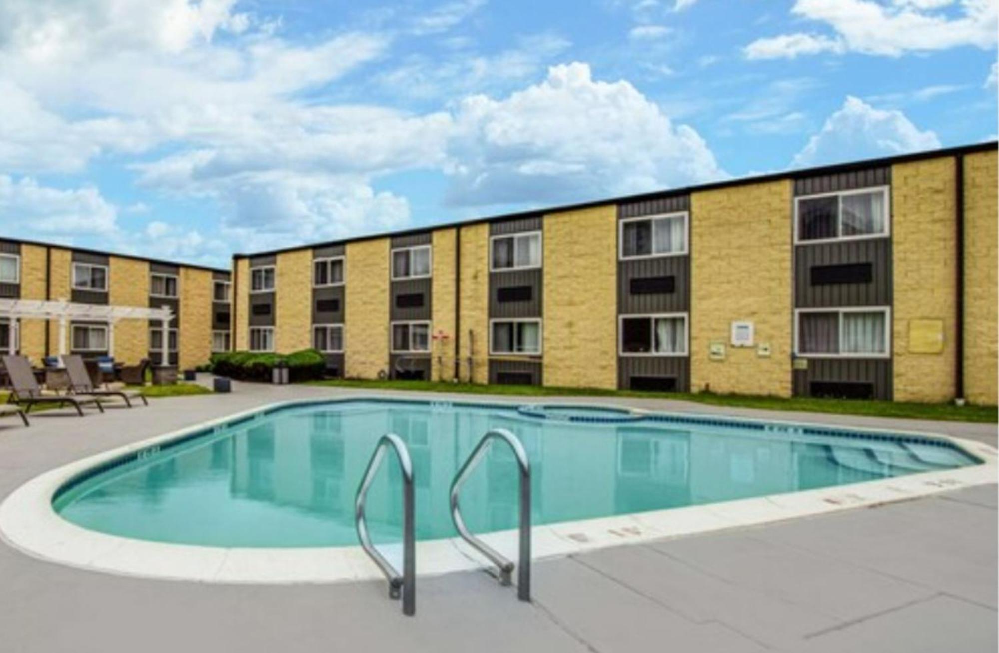 Surestay Plus Hotel By Best Western Mcguire Afb Jackson Cookstown Exterior foto